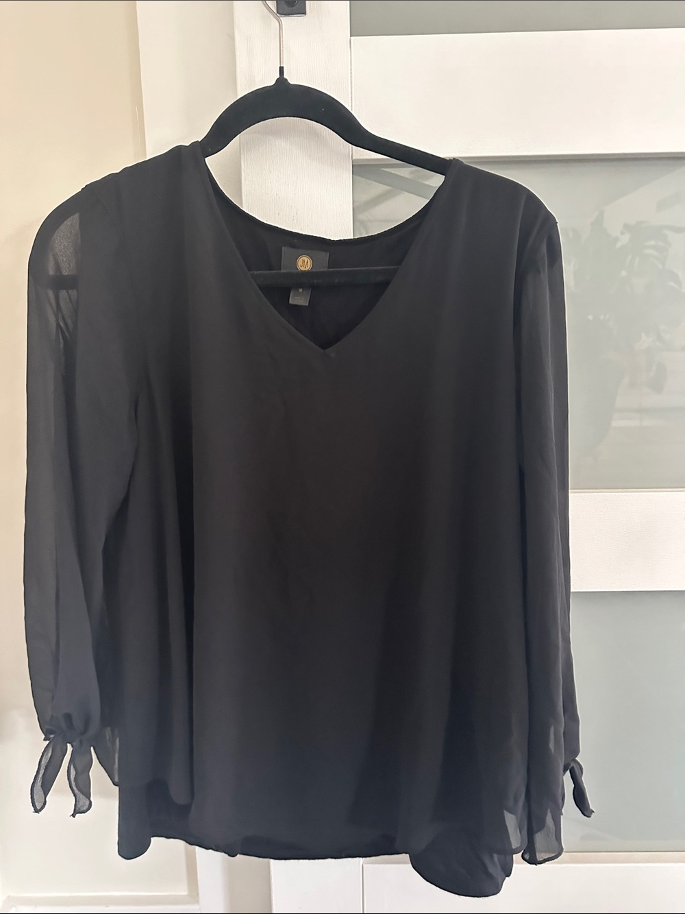JM Collection Black V-Neck Sheer Long-Sleeve Blouse